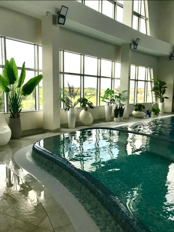 Vip в центре, новый дом, парковка, шлагбаум, окна двор, престижный р-н