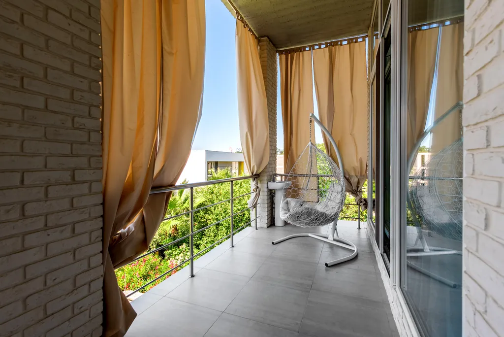 Просторный дом с Панорамным видом на море