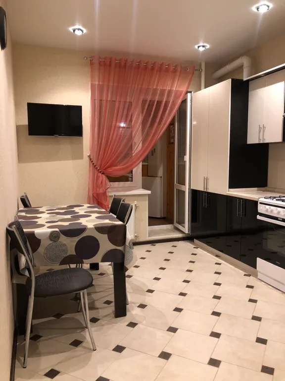 Уютная квартира с хорошим ремонтом близко к центру