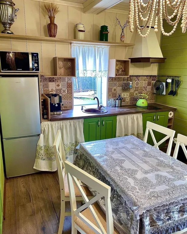 Дом прекрасной Ажурницы, Плес