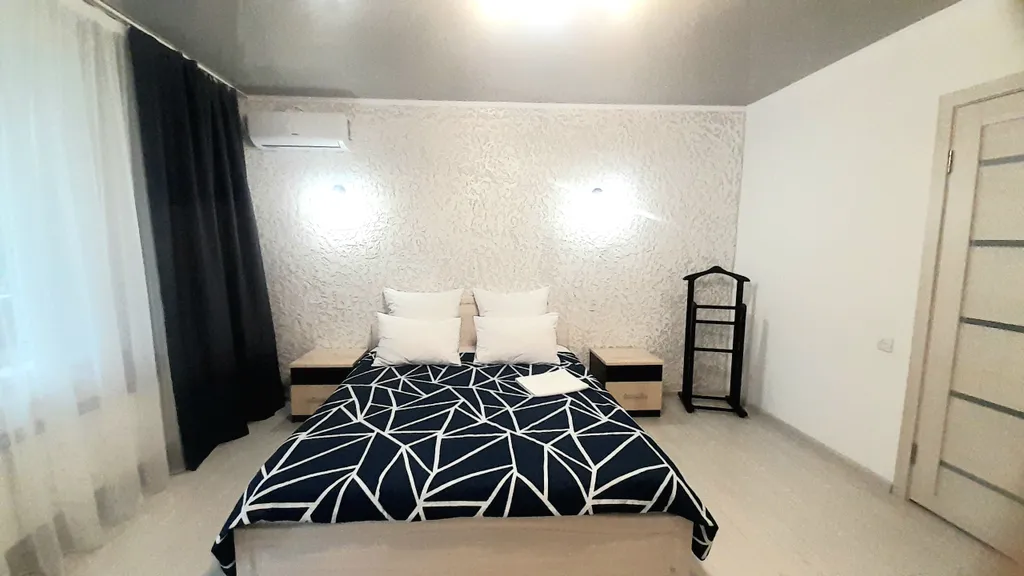 Квартира с кондиционером у гостиницы Планета — аренда посуточно в Челябинск