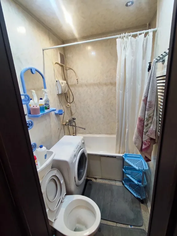 Уютная 2 к.к в центре рядом с магазином