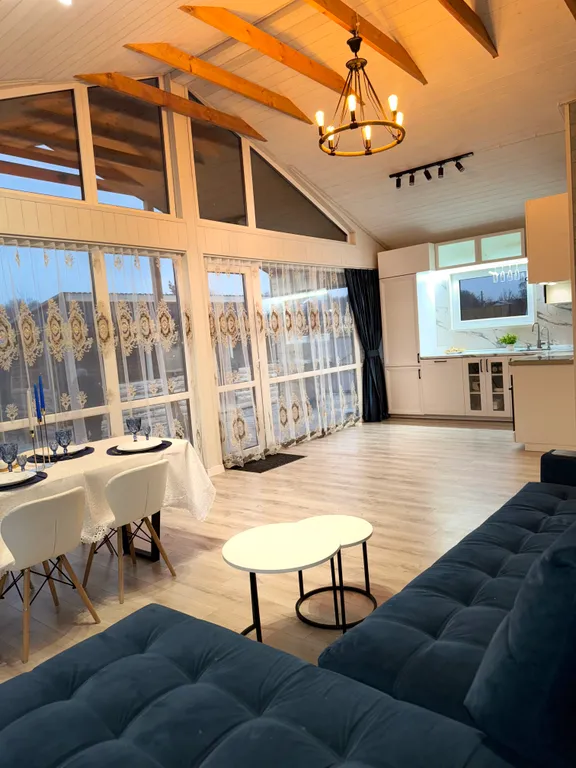 Уютный дом с чаном и бассейном