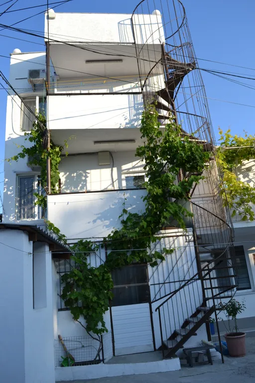 Квартира 2-комнатная Квартира — Евпатория