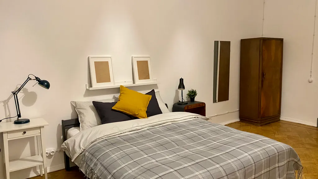 Квартира Большая комната с высокими потолками на Цветном — Москва