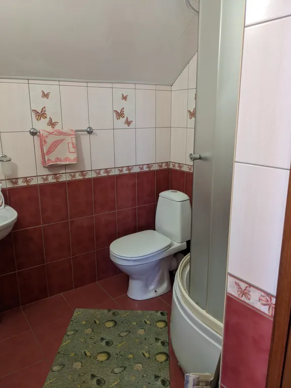 Просторный номер с балконом