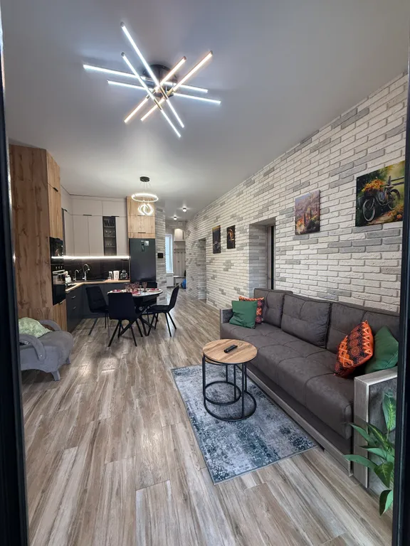 Дом под горой Железной