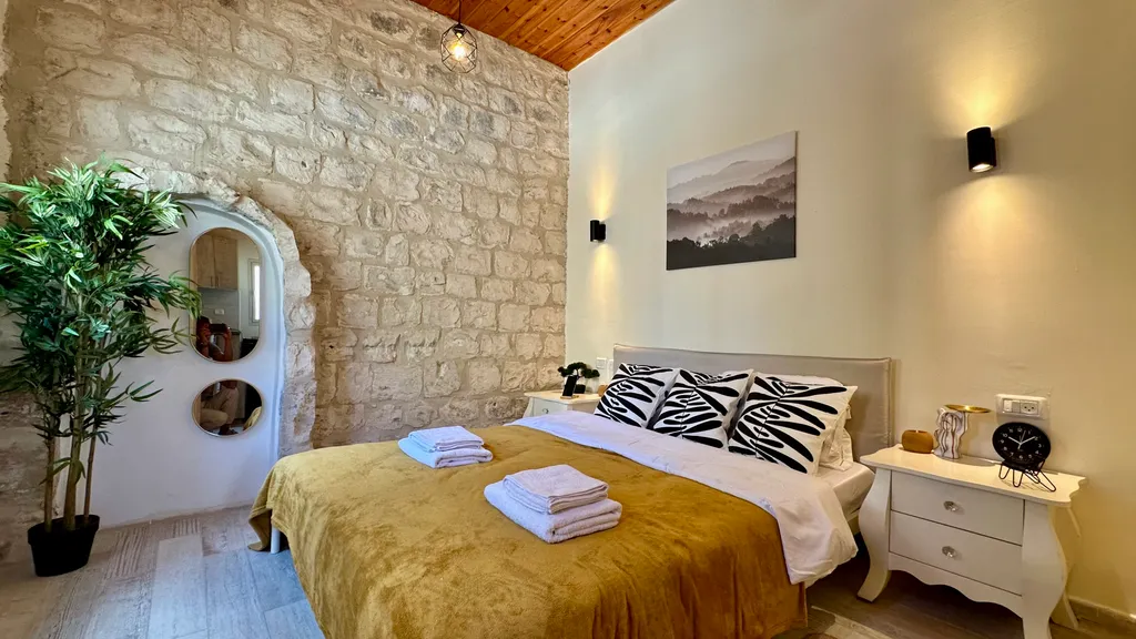 Уютная квартира с террасой рядом с Парижской площадью