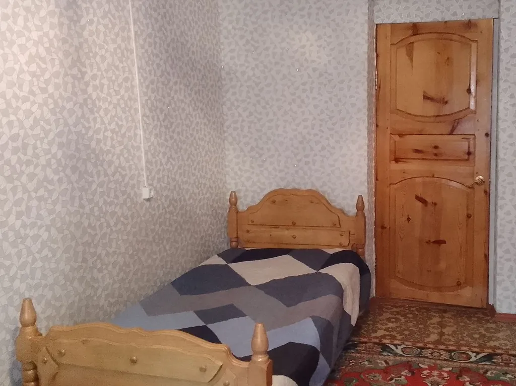 Просторная квартира с видом на горы в посëлке Домбай.