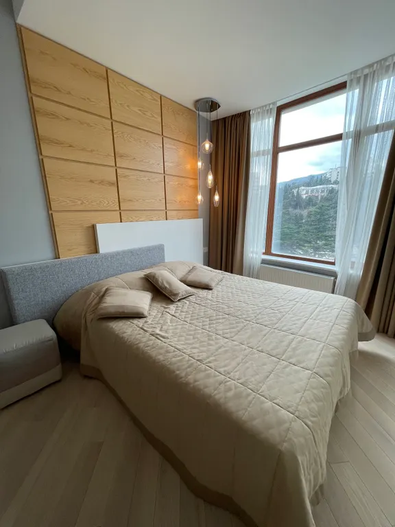 Большая квартира в центре ЖК Лотос с видом на море и горы