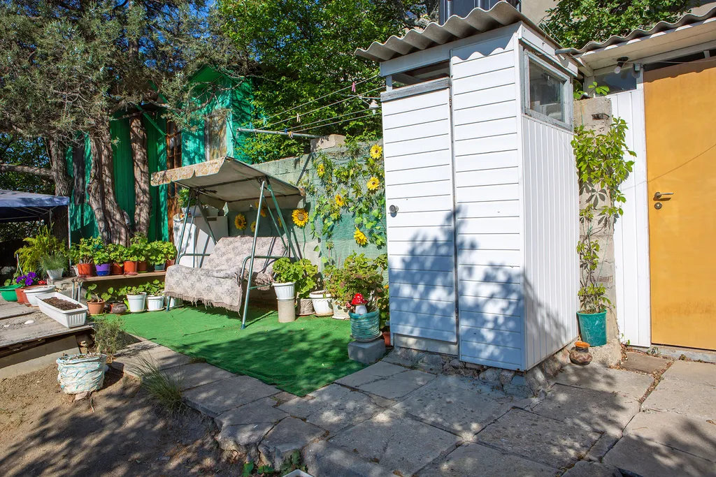 Домик с беседкой с видом на море и горы