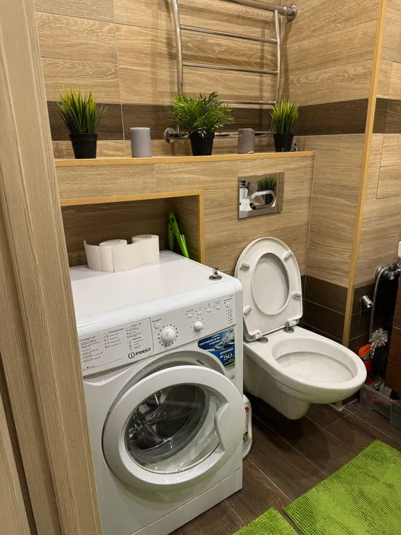 Рады видеть вас в нашей уютной , светлой квартире в Изумрудных Холмах