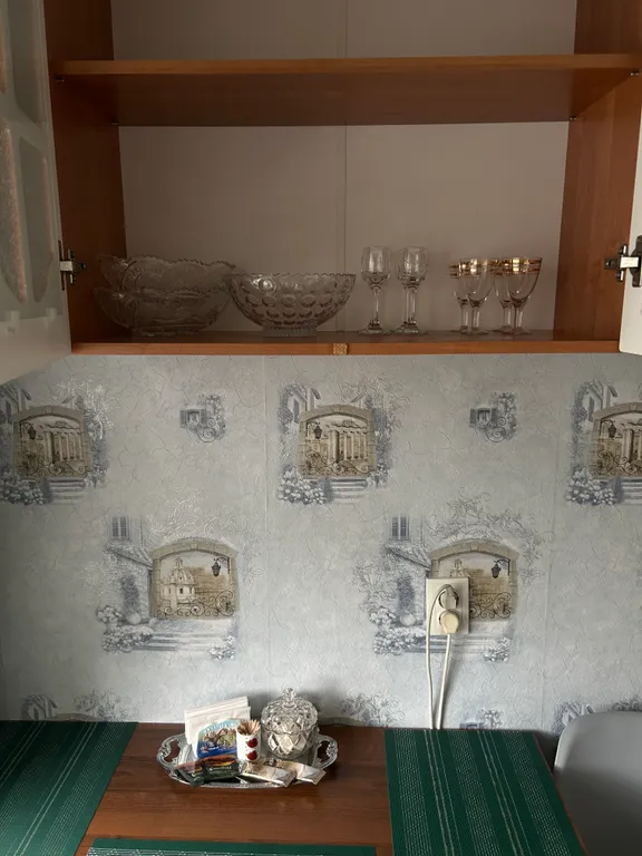 Уютная квартирка с бабушкиным ремонтом