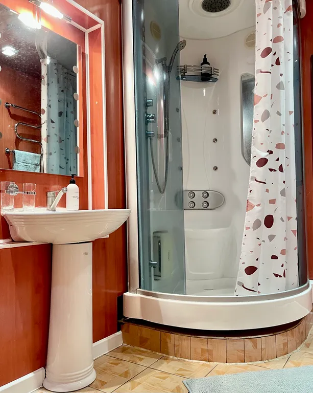 Уютная 2-комнатная квартира в спальном районе