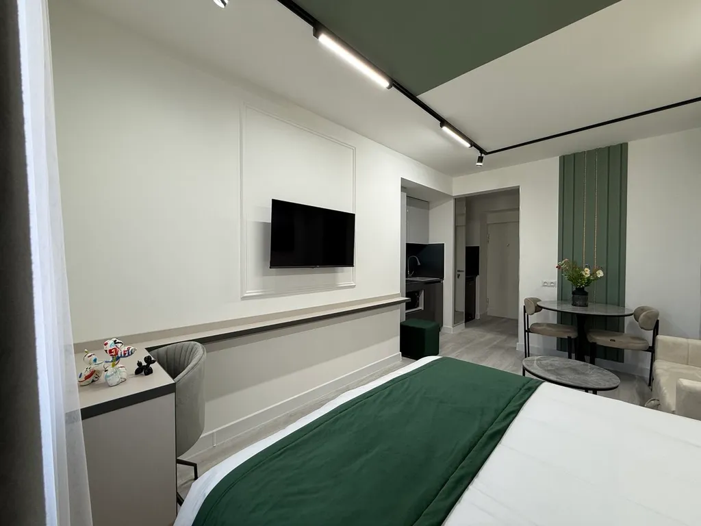 Stylish studio next to Malibu park, Historic city center