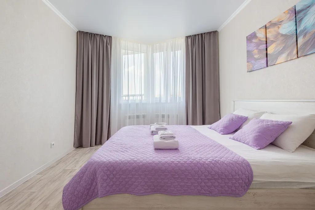 Уютная в центре города, гостиничный сервис, кондиционер бесконтактно