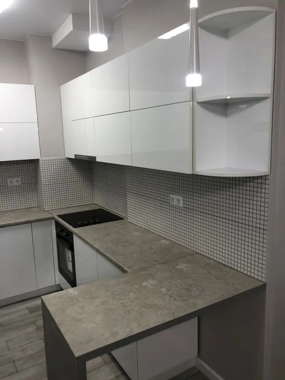 Светлая и уютная квартира с 3 комнатами, 7 минут от моря