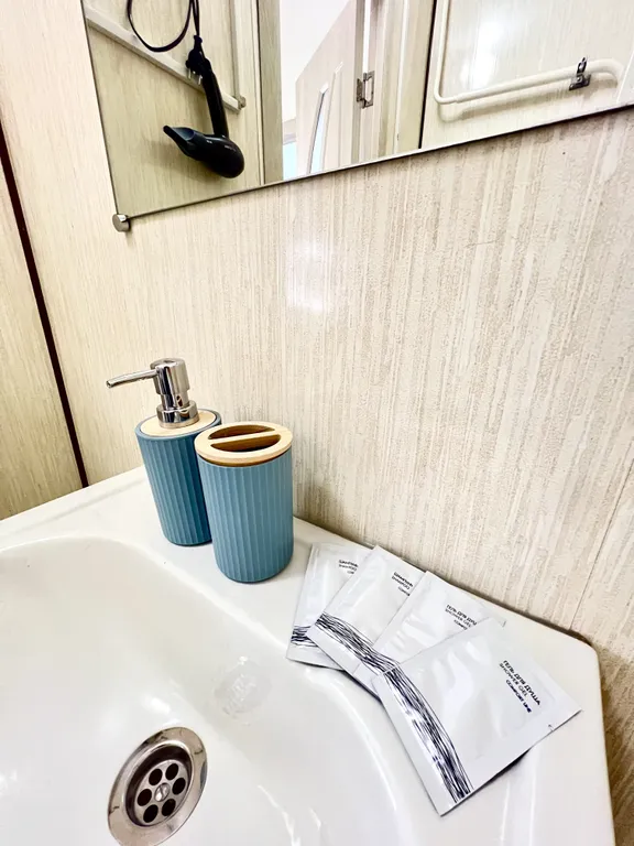 ⁠Апарты 51 с панорамным видом объятия севера