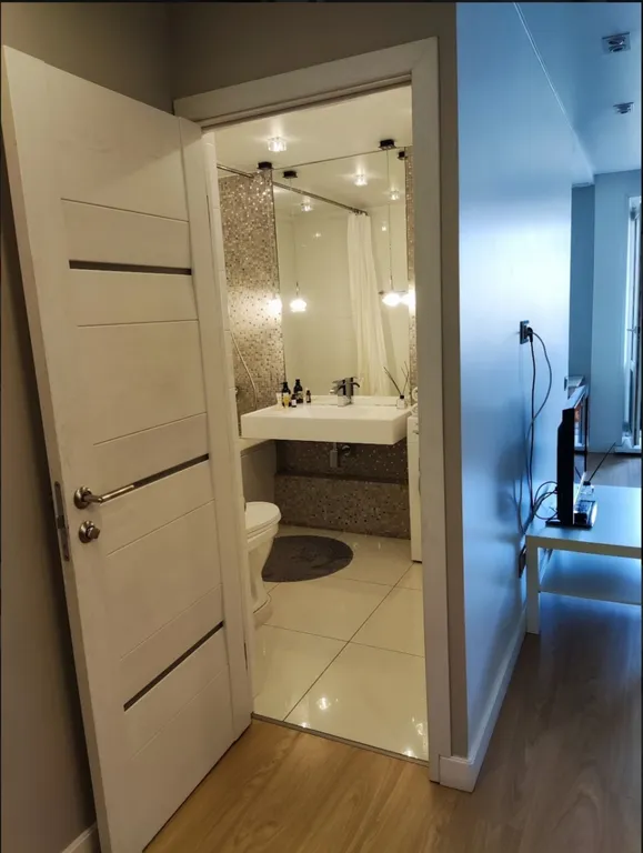 Студия возле Театра оперы и балета