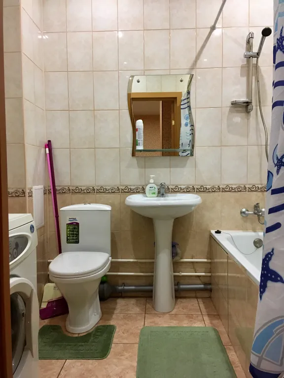 Большие и светлые апартаменты с лоджией в центре Древлянки