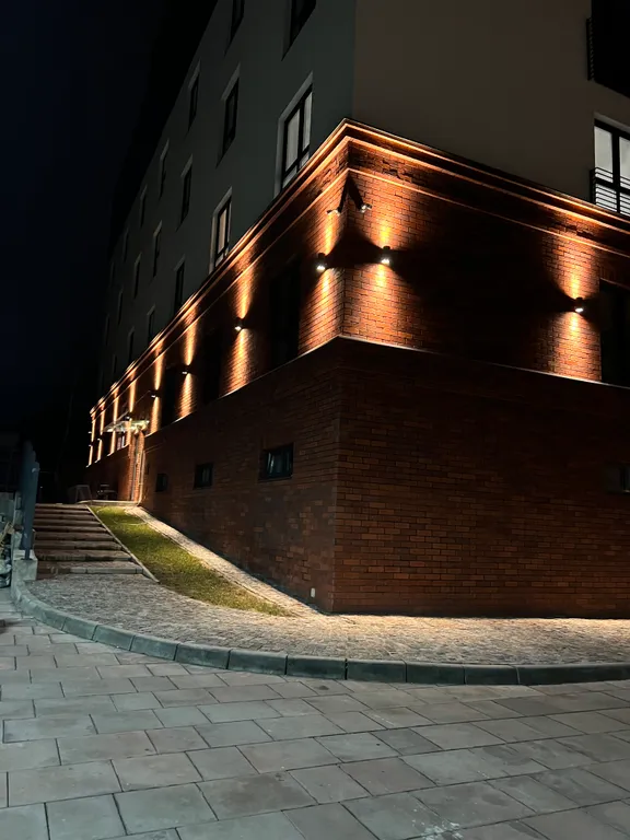 Новые апартаменты у моря в живописном месте в центре