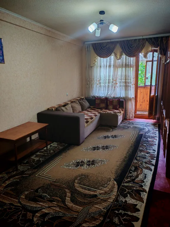 Квартира Квартира возле Восточного рынка — Луганск