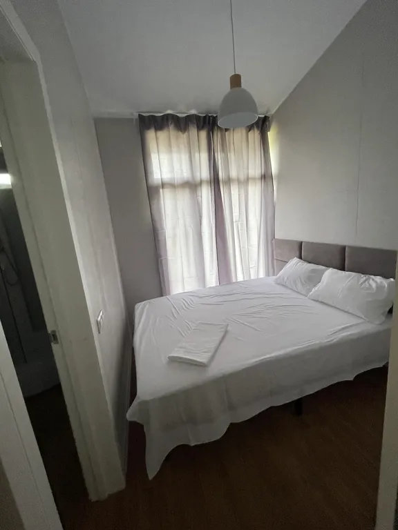 Премиальная вилла на берегу озера с выходом к пляжу