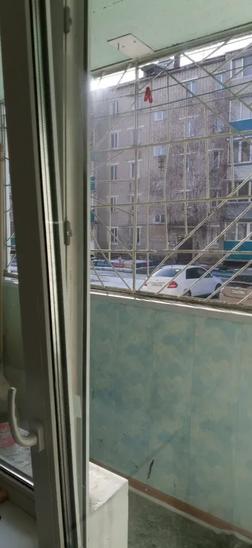 Комната-студия с балконом