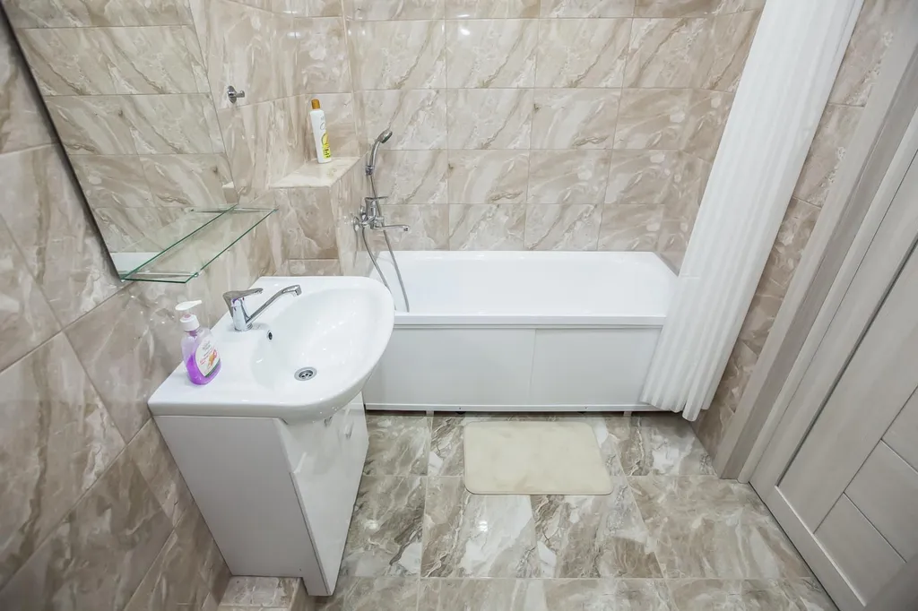 Просторные двухкомнатные апартаменты в стильном районе города