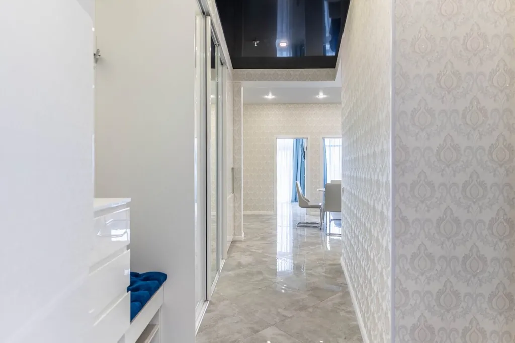 Трёхкомнатный люкс, вид на море, набережная и пляж в 5 минутах, центр