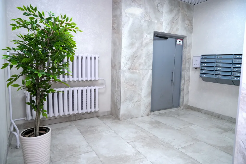 Панорамные апартаменты с видом на Иртыш