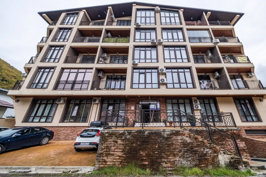 Квартира с террасой и шикарным видом на горы