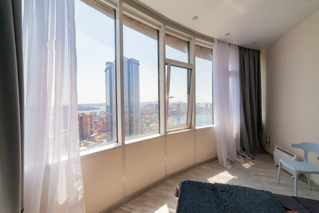 Апартамент с видом на море и Золотой мост