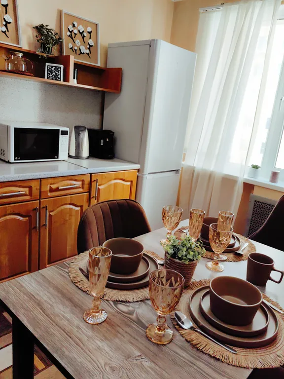 Просторная квартира у ЖД Вокзала, трёхкомнатная