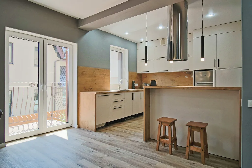 Двухэтaжный кoттeдж площадью 200