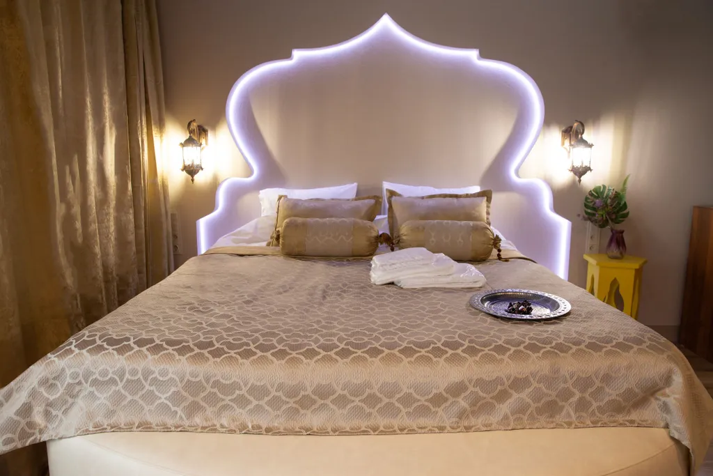 Люкс в восточном стиле со звездным небом