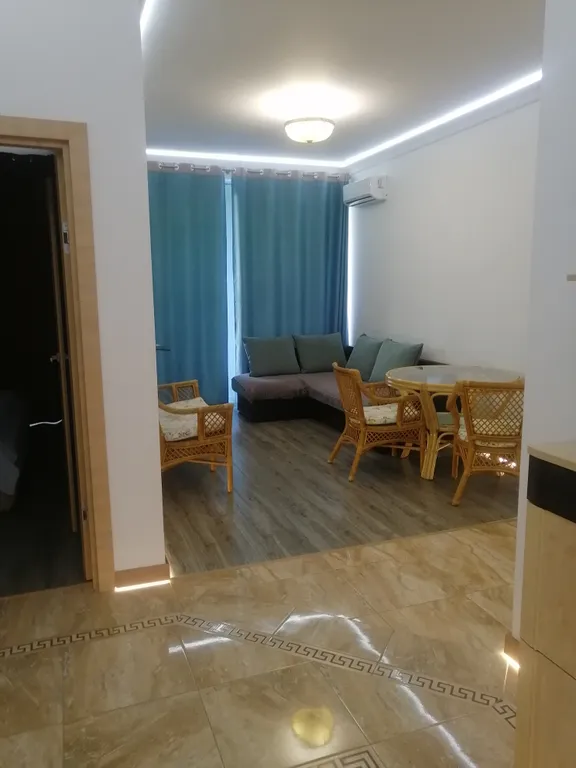 Апартаменты с видом на море и горы