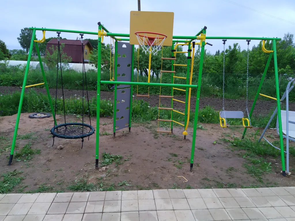 Коттедж Дом с 2 спальнями — Луга