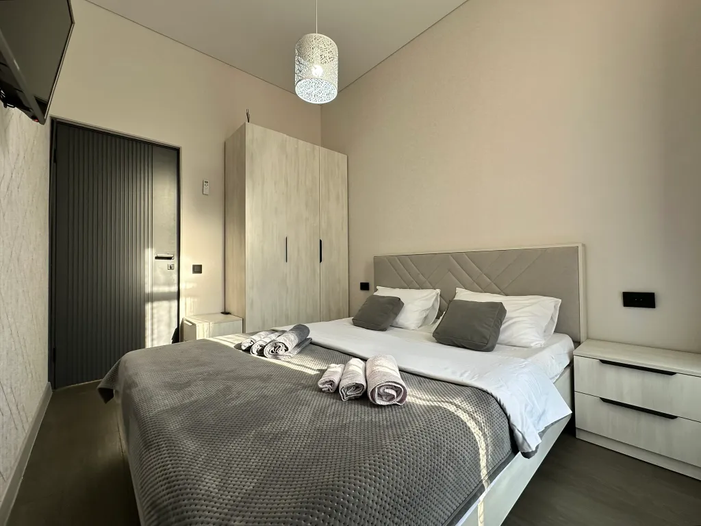 Домик у реки