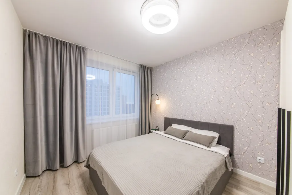 Современная красивая 1-комнатная квартира