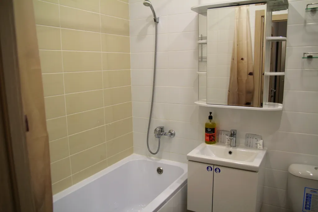 Уютная однокомнатная квартира с просторной лоджией