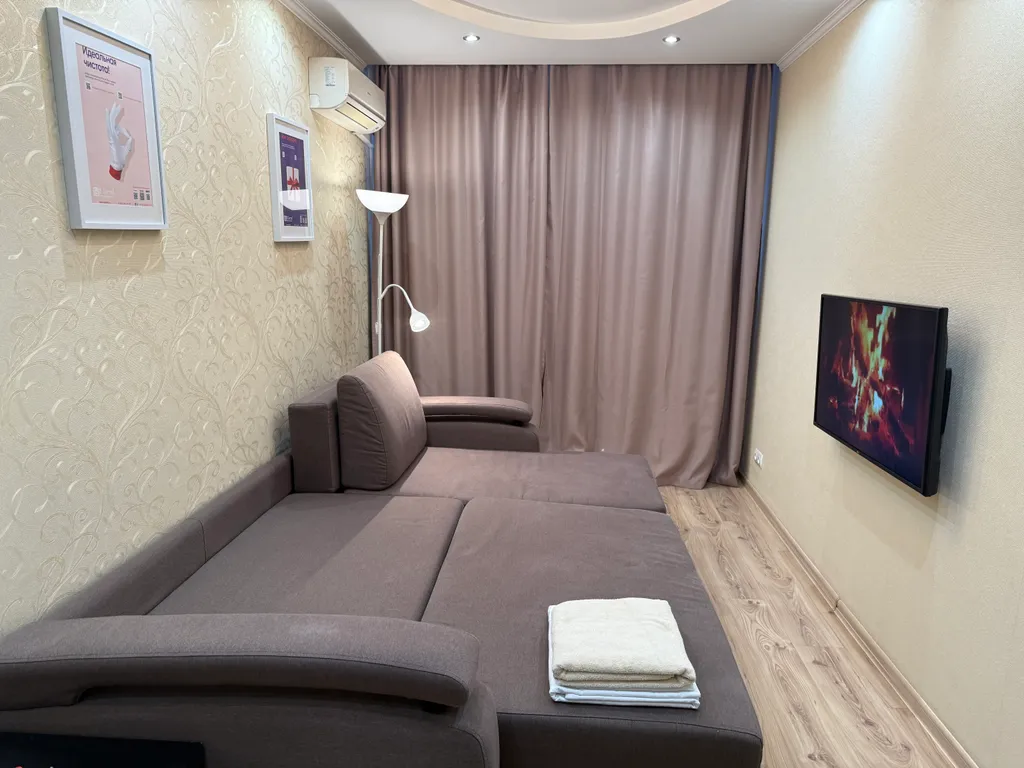 "В Гости!" на Пионерском 53 (2к квартира рядом с Сити-Молл)