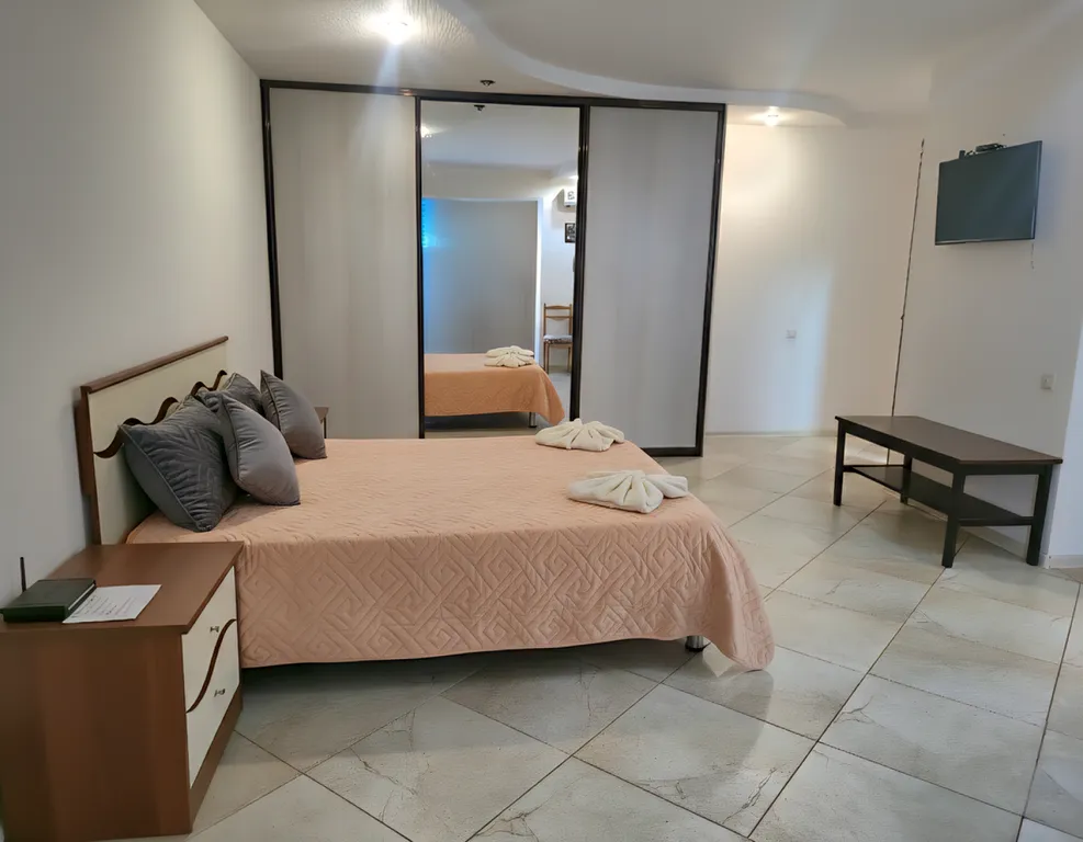 Квартира Отличная студия для двоих — аренда посуточно в Нальчик