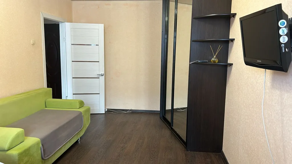 Квартира Тёплая уютная чистая квартира со всеми удобствами — Новоуральск