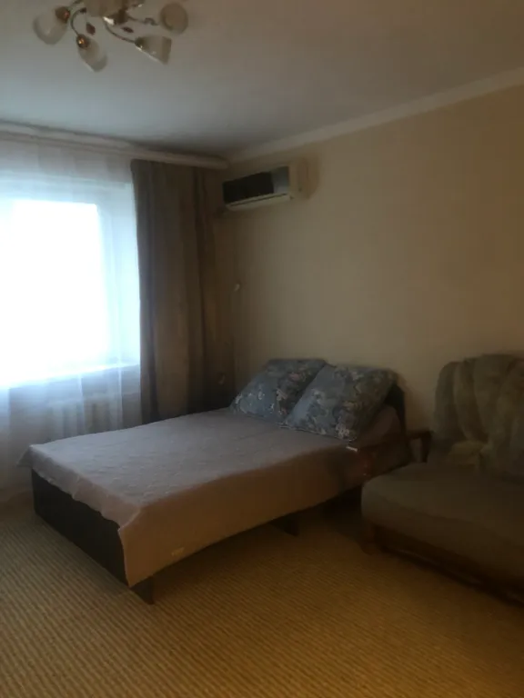 Светлая, уютная квартира в тихом районе с большой лоджией — аренда посуточно в Черкесск