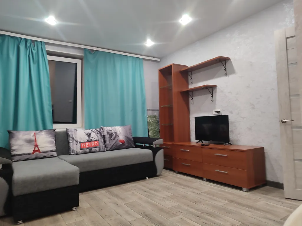 1-комнатная квартира 36 кв 2 дивана — аренда посуточно в Волгоград