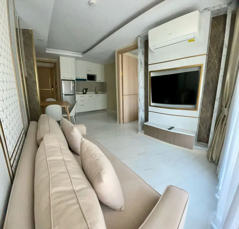 Lotus - Dusit Grand Park 2