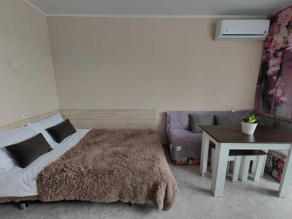 Светлая уютная студия в тихом спальном районе