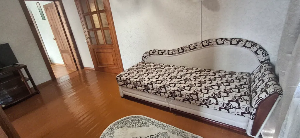 Часть дома с отдельным входом в центре города