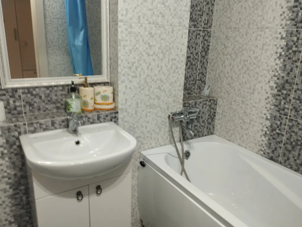 Квартира Уютная однокомнатная квартира в центральном районе, новострой — Симферополь